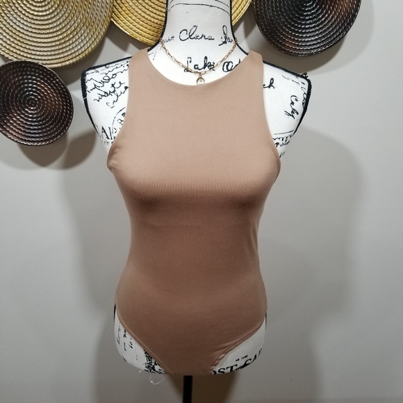 gaze Bodysuit High Neck Color Tan SIZE S. - Picture 3 of 17